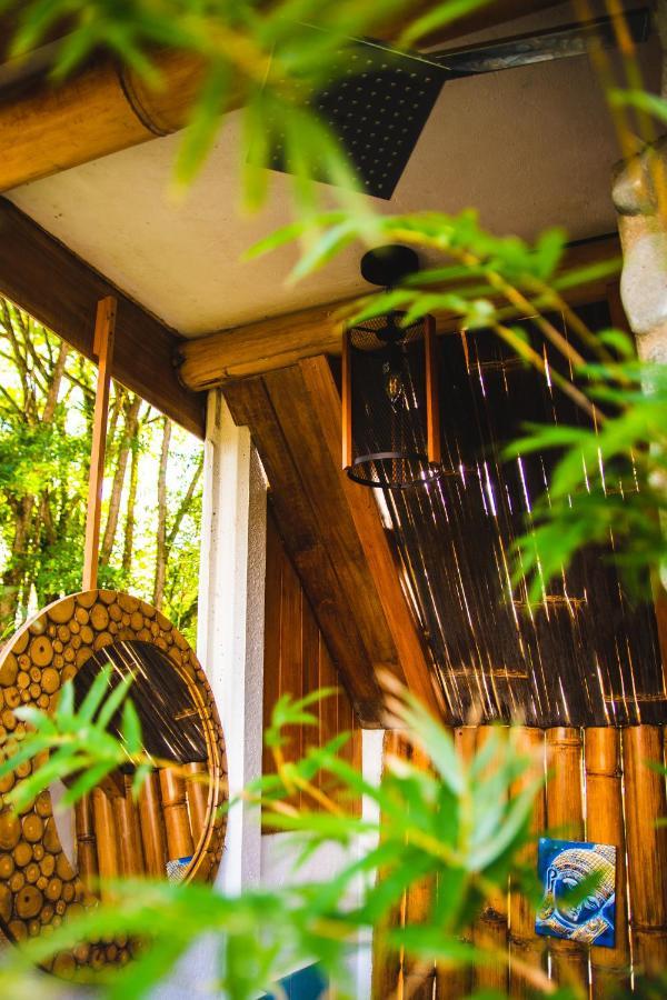 Oasis Uvita Panzió Kültér fotó